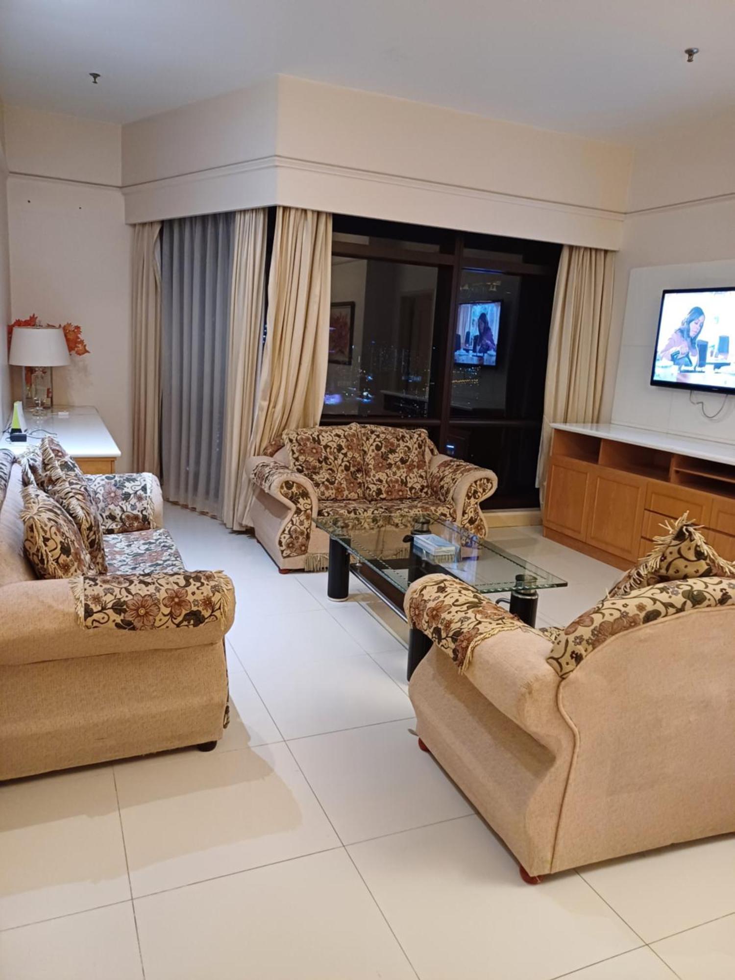 Times Square Grand Service Suite Куала Лумпур Екстериор снимка
